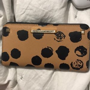 NWOT Rebecca minkoff wallet